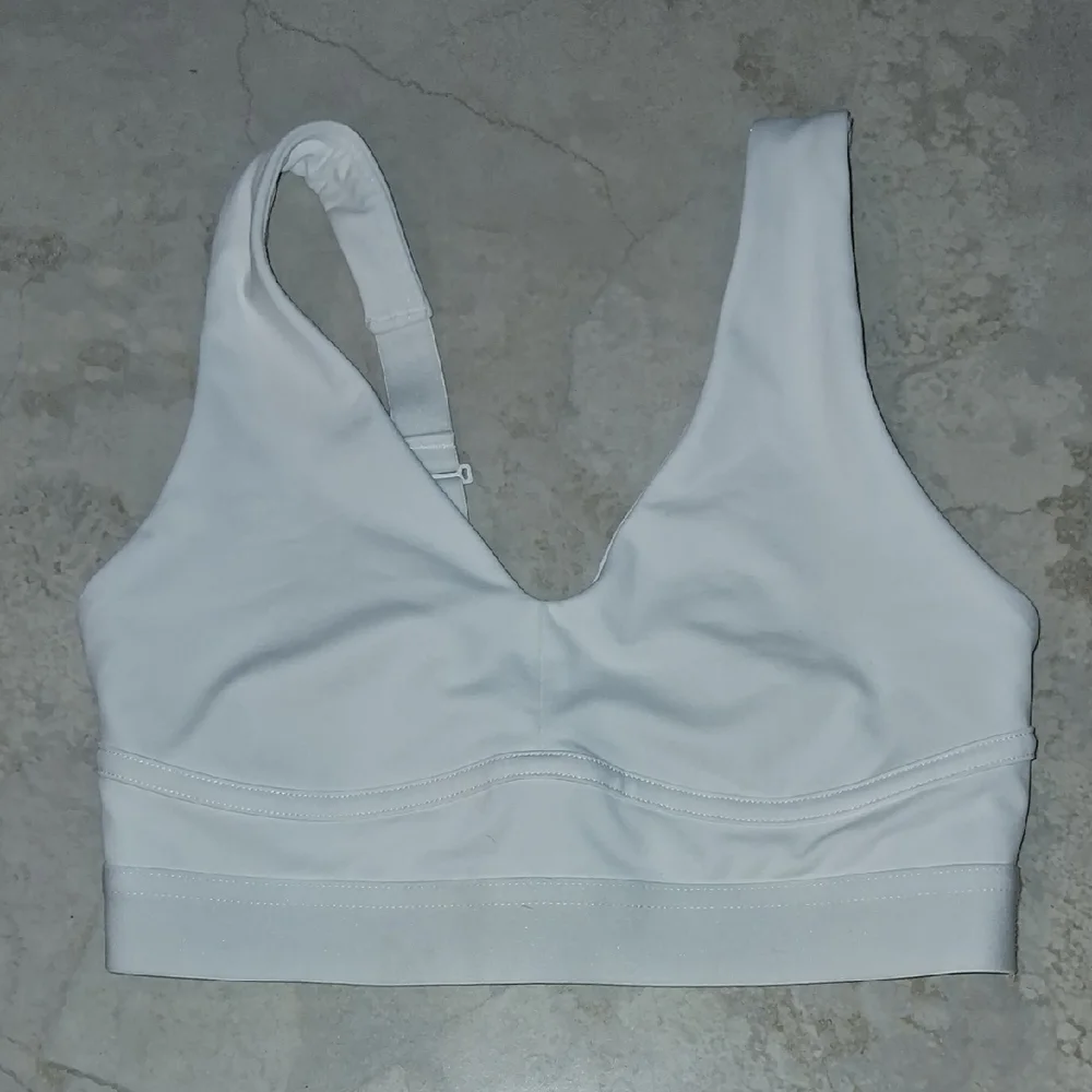 Fabletics White Sports Bra